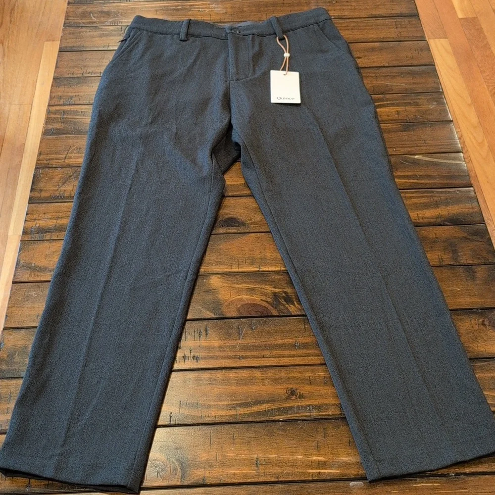 Quince Ultra Stretch 24/7 Smart Chino Pants 30x28 - Picture 3 of 9